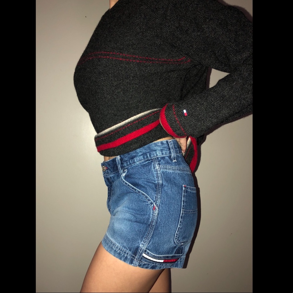 VINTAGE TOMMY HILFIGER JEAN SHORTS